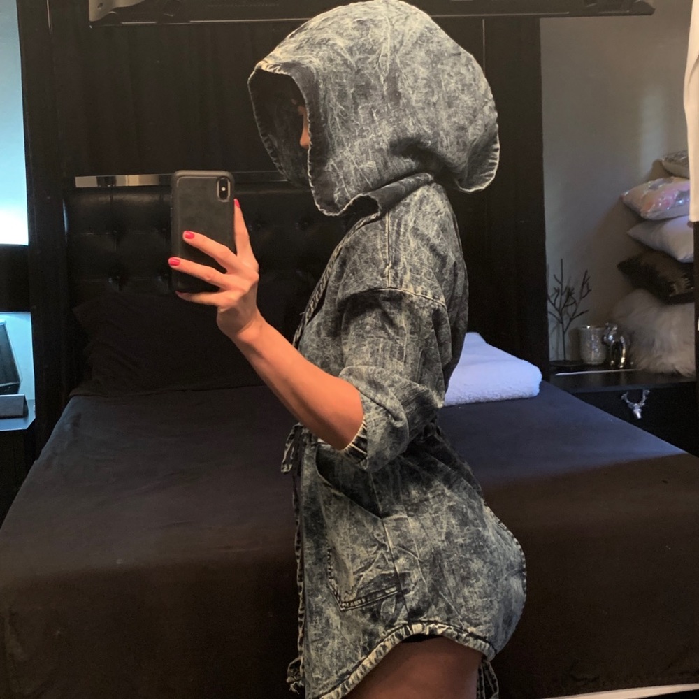 NWOT acid wash jean jacket w/ oversized hood